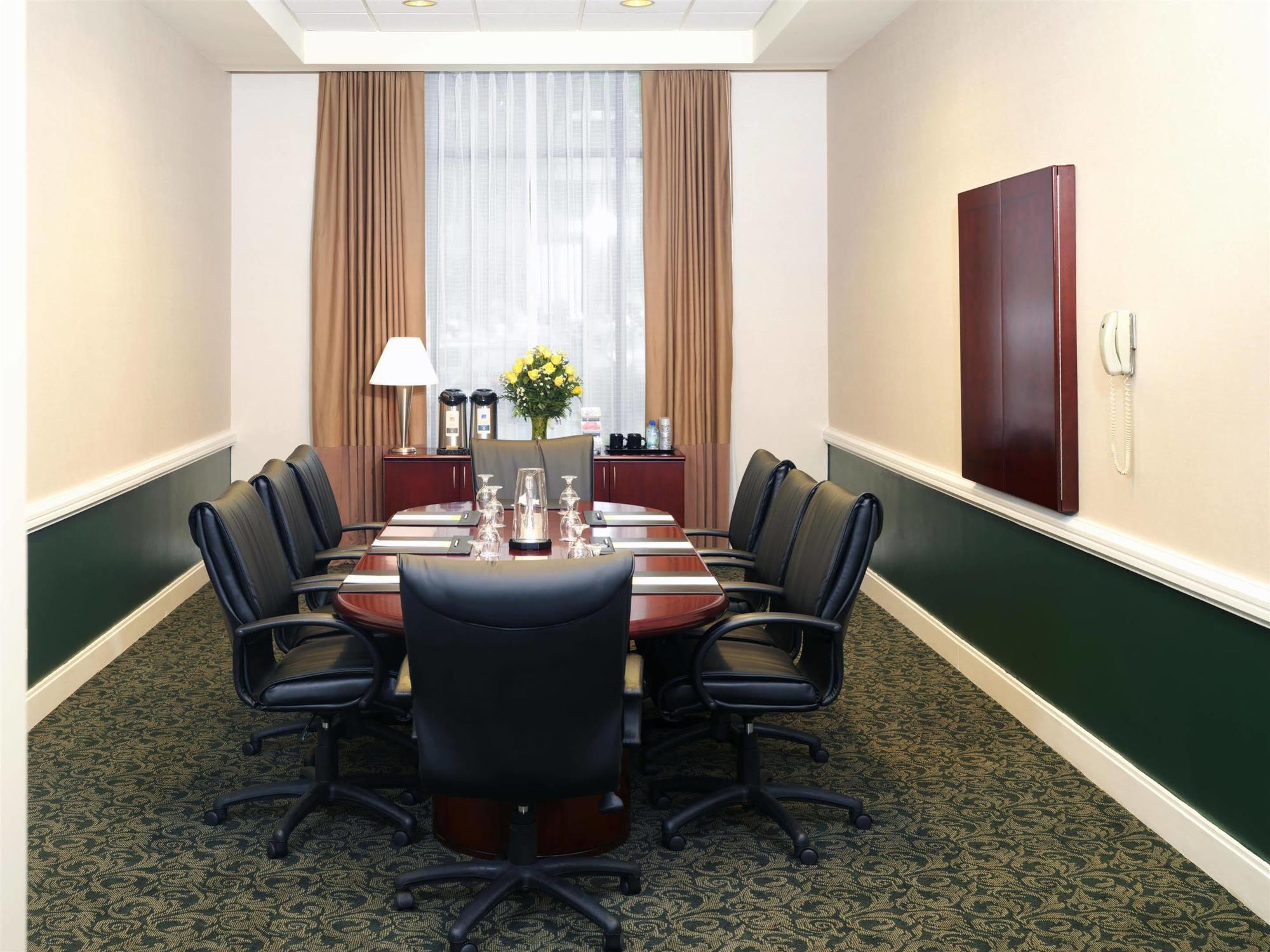 Sheraton Suites Philadelphia Airport Tiện nghi bức ảnh